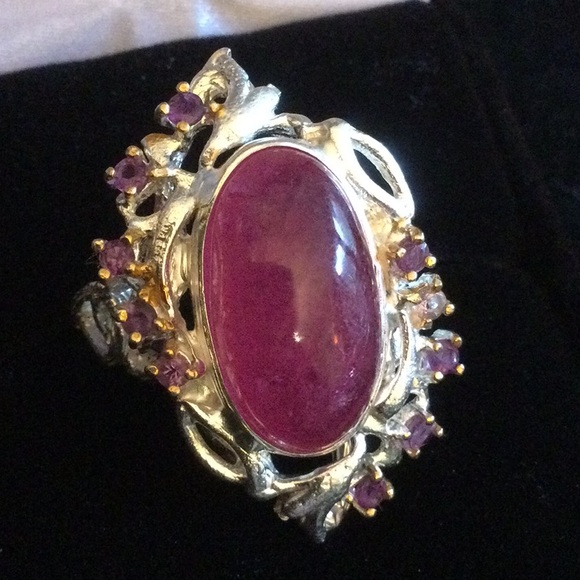 Atlanta Gem & Mineral Show Jewelry - Exquisite 17 by 9mm Genuine Ruby Cabochon Ring